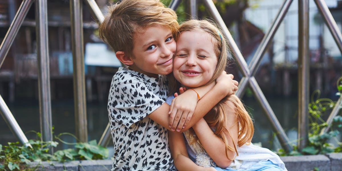 5 Ways to encourage your kids to be friends with each other