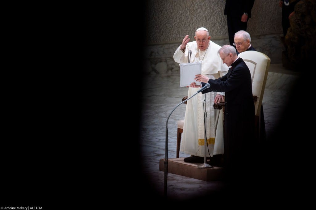 Church unity: Pope Francis faces 3 difficult situations